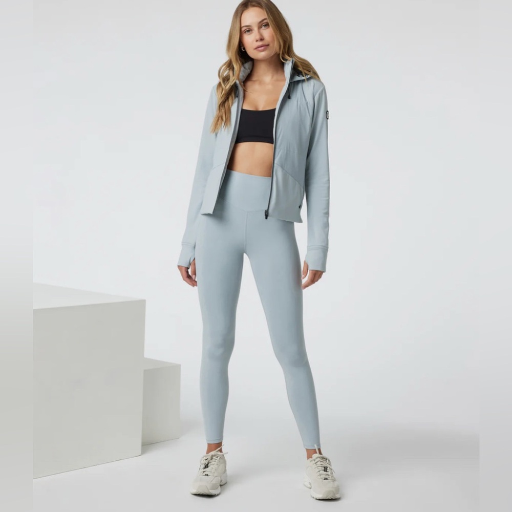 Vuori | Chilled out Leggings | Chalk Blue